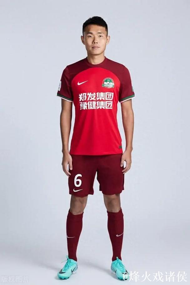 新赛季、新主帅、新队长、新面貌 新赛季、新主帅、新队长、新面貌